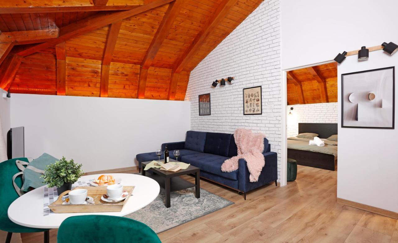 One Love Central Cottage Bucarest Extérieur photo